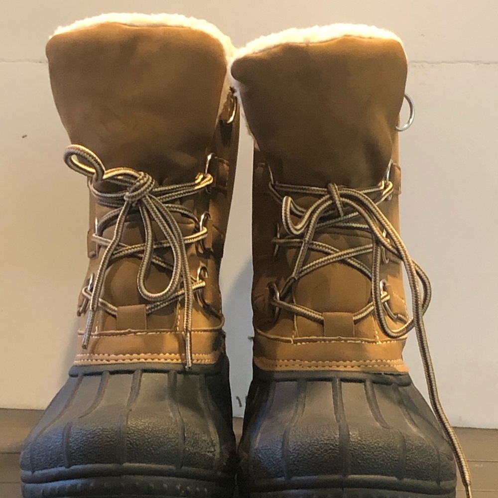 Airwalk snow boots